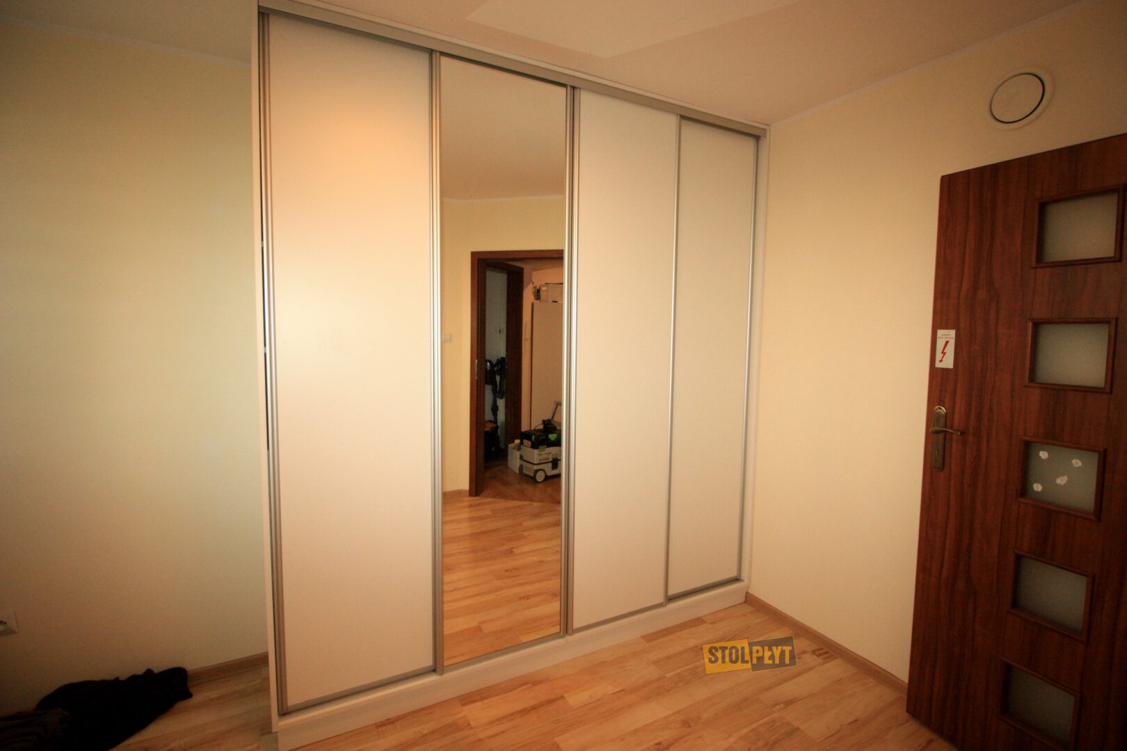 Szafa na wymiar STOLPŁYT